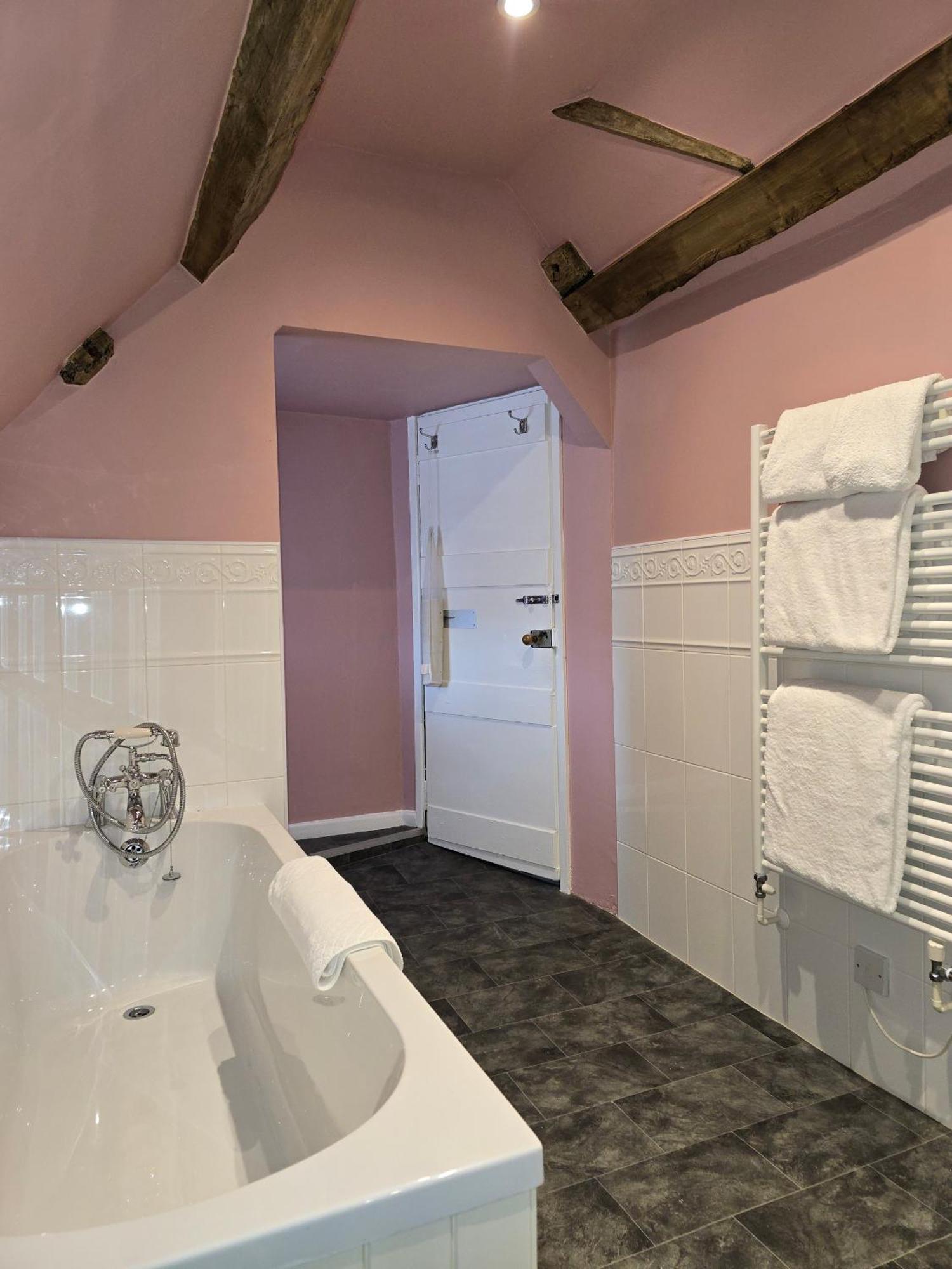 Three Cocks Hotel 브레컨 외부 사진
